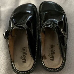 Alegria Glossy Black Dress Shoes